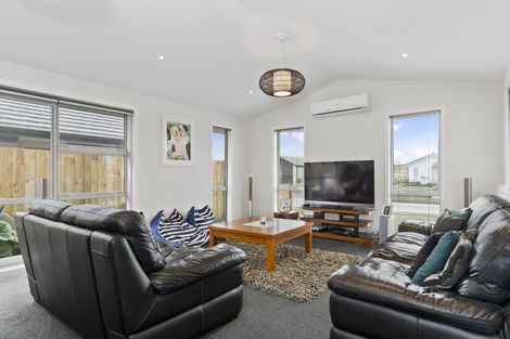 Photo of property in 95 Puhirake Crescent, Pyes Pa, Tauranga, 3112