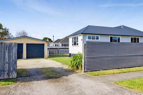 Photo of property in 178 South Road, Hawera, 4610