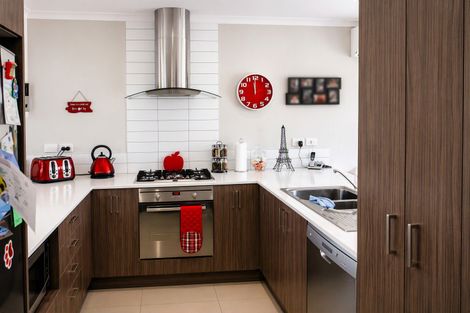 Photo of property in 13 Mohua Avenue, Takanini, 2112