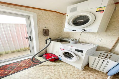 Photo of property in 2/107 Fox Street, Avenal, Invercargill, 9810