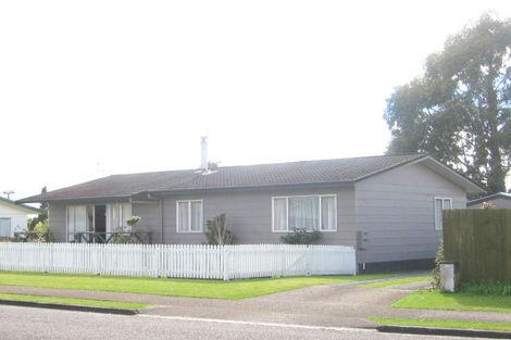 Photo of property in 10 Thebes Street, Pomare, Rotorua, 3015