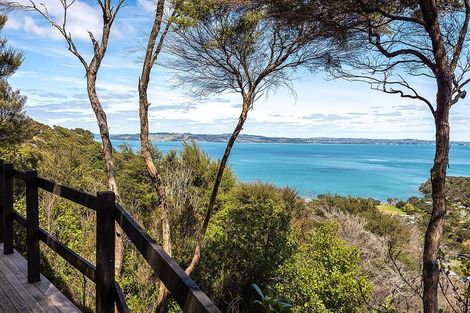 Photo of property in 27 Okoka Road, Omiha, Waiheke Island, 1081