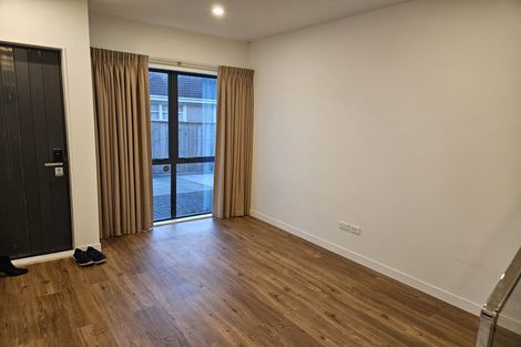 Photo of property in 74e Mckenzie Road, Mangere Bridge, Auckland, 2022