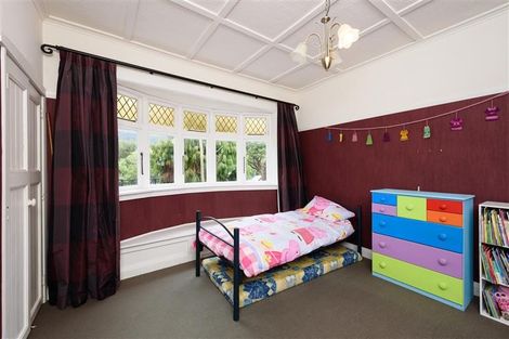 Photo of property in 95 Pohutukawa Street, Woburn, Lower Hutt, 5011