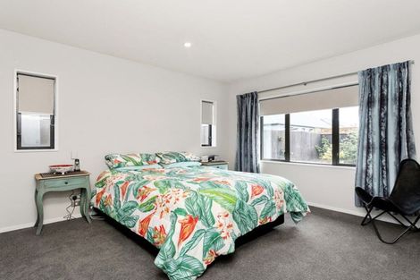 Photo of property in 6 Taiwhenua Street, Rangiora, 7400