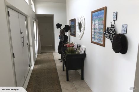 Photo of property in 12 Cotswolds Close, Otamatea, Whanganui, 4500