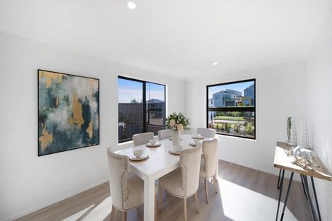 Photo of property in 26 Emerald Avenue, Rosehill, Papakura, 2113