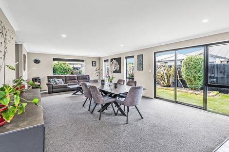 Photo of property in 13 Cressy Place, Darfield, 7510