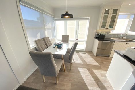 Photo of property in 42 Rutherford Street, Chedworth, Hamilton, 3210