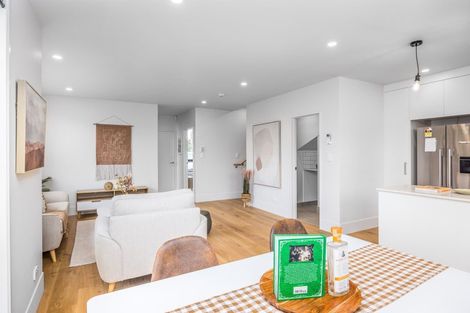 Photo of property in 4d Treasury Place, Onehunga, Auckland, 1061