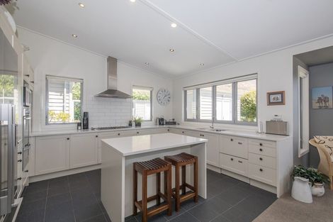 Photo of property in 2 Elderberry Crescent, Wanaka, 9305