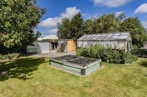 Photo of property in 24 Buckleys Road, Rangiora, 7400
