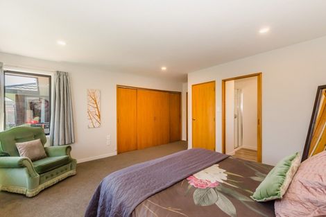 Photo of property in 76 Kapanui Road, Waikanae, 5036