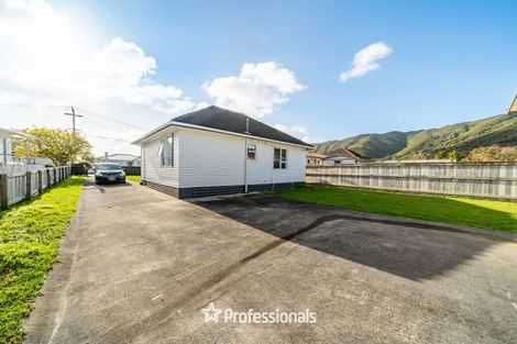 Photo of property in 11 Bythell Street, Wainuiomata, Lower Hutt, 5014