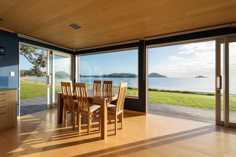 Photo of property in 9a Te Kapua Street, Oakura, Hikurangi, 0184