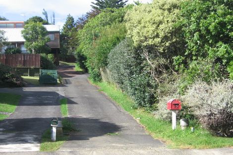 Photo of property in 77 Moore Street, Hillcrest, Auckland, 0627