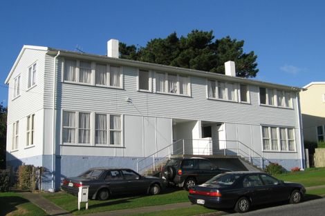 Photo of property in 83-85 Sievers Grove, Cannons Creek, Porirua, 5024