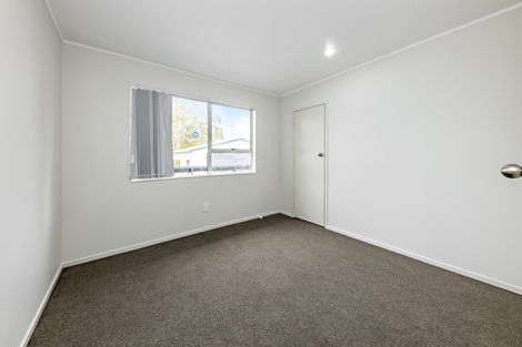 Photo of property in 367 Roscommon Road, Clendon Park, Auckland, 2103