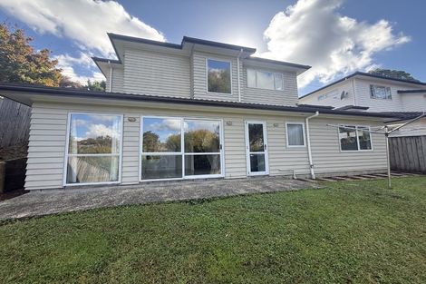 Photo of property in 111a Triangle Road, Massey, Auckland, 0614