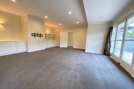 Photo of property in 1/17 Woodford Terrace, Ilam, Christchurch, 8053