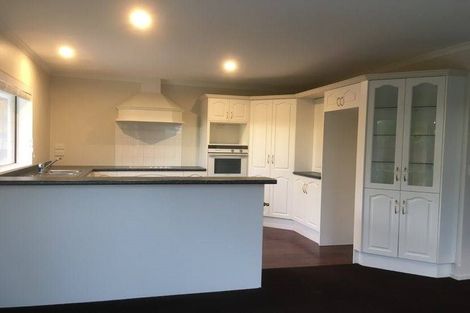 Photo of property in 6 Perrin Place, Darfield, 7510