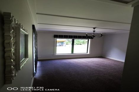 Photo of property in 102 Atawhai Road, Fitzherbert, Palmerston North, 4410