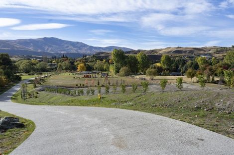 Photo of property in 27 Central Park Avenue, Lake Hayes, Queenstown, 9371
