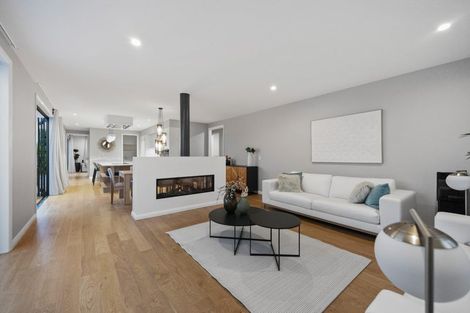 Photo of property in 11 Sharon Road, Waiake, Auckland, 0630