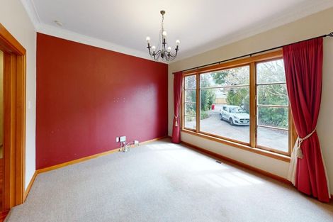 Photo of property in 19 Jensen Street, Hokowhitu, Palmerston North, 4410