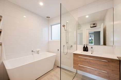 Photo of property in 17 Flynn Lane, Arrowtown, 9302