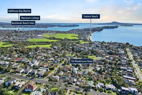 Photo of property in 150 Bleakhouse Road, Mellons Bay, Auckland, 2014