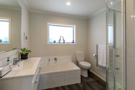 Photo of property in 5 Mack Street, Foxton Beach, Foxton, 4815