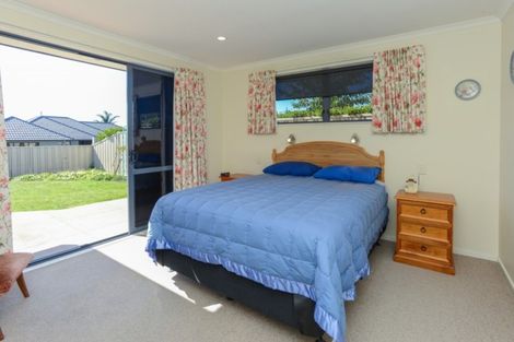 Photo of property in 10 Amner Place, Havelock North, 4130