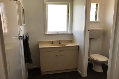 Photo of property in 1/32 Simkin Avenue, St Johns, Auckland, 1072