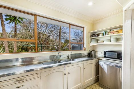 Photo of property in 40 Waikoukou Valley Road, Waimauku, 0812