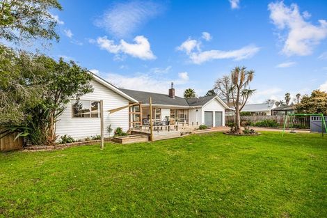 Photo of property in 40 Waikoukou Valley Road, Waimauku, 0812