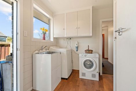 Photo of property in 24 Fern Drive, Halswell, Christchurch, 8025