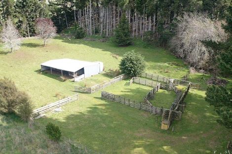 Photo of property in 688 Rotohiwi Road, Flemington, Waipukurau, 4282