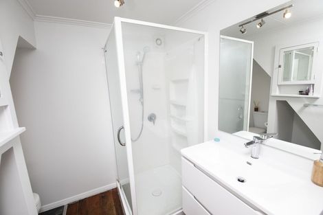 Photo of property in 9 Sheehan Street, Bay View, Napier, 4104