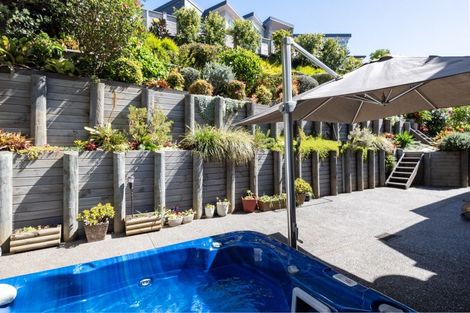 Photo of property in 27 Shelly Beach Parade, Cockle Bay, Auckland, 2014