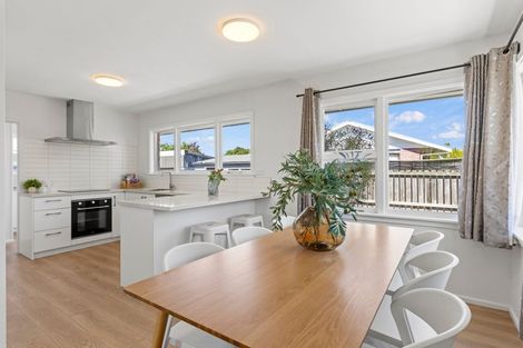Photo of property in 1/53 Glenmore Avenue, Casebrook, Christchurch, 8051