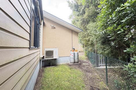 Photo of property in 30 Royal View Road, Te Atatu South, Auckland, 0610