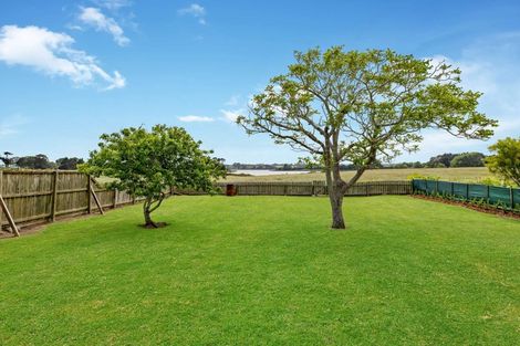 Photo of property in 170 Awhitu Road, Karioitahi, Waiuku, 2683