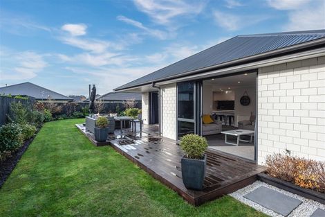 Photo of property in 40 Luxembourg Crescent, Halswell, Christchurch, 8025