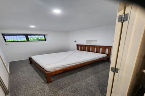 Photo of property in 774 East Coast Road, Oteha, Auckland, 0630