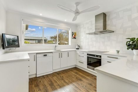 Photo of property in 9 Kagan Avenue, Mangawhai, 0505