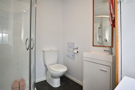 Photo of property in 8 Katrin Place, Mahia, 4198