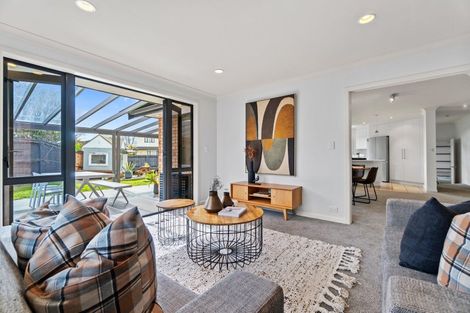 Photo of property in 1 Parkwood Place, Huntington, Hamilton, 3210