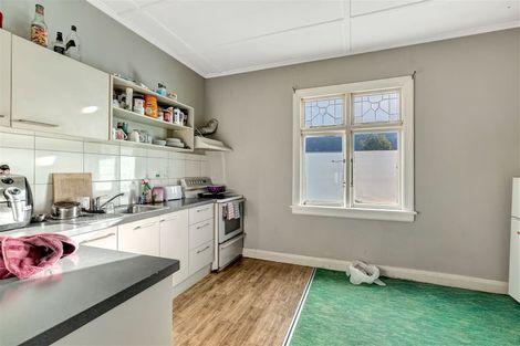 Photo of property in 48 North Avon Road, Richmond, Christchurch, 8013