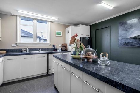 Photo of property in 42 Joseph Street, Waverley, Invercargill, 9810